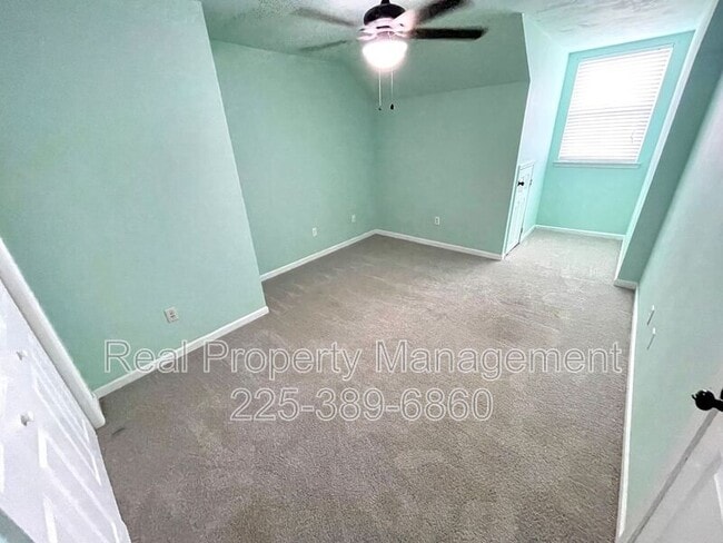 Building Photo - 1530 Lila St