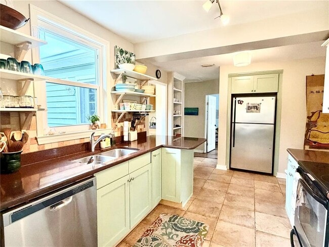 Building Photo - 4908 27th Ave S