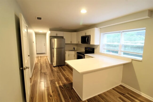 Building Photo - 2731 W St Georges Ct