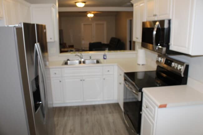 Building Photo - Fully Furnished Columbia County Rental