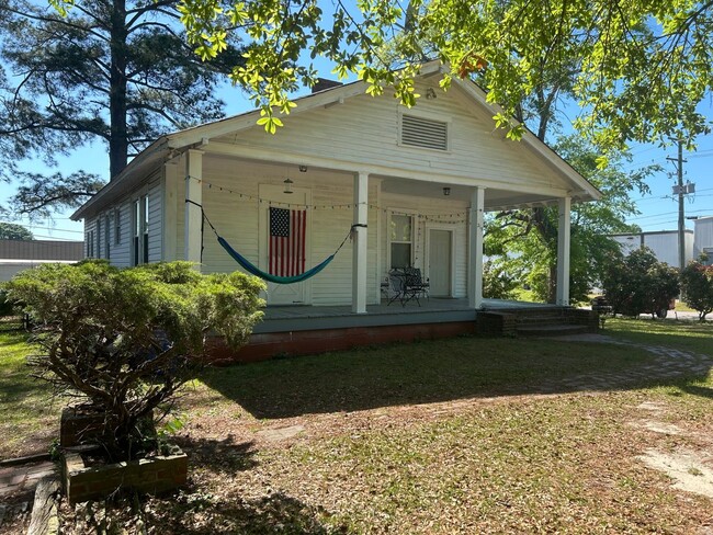 Primary Photo - 219 Gadsden St