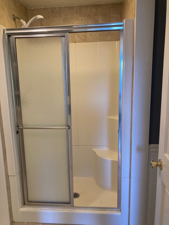 Building Photo - 5 Elizabeth St