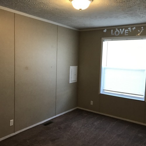 Building Photo - Newly remodeled 2 bed home, perfect for en...