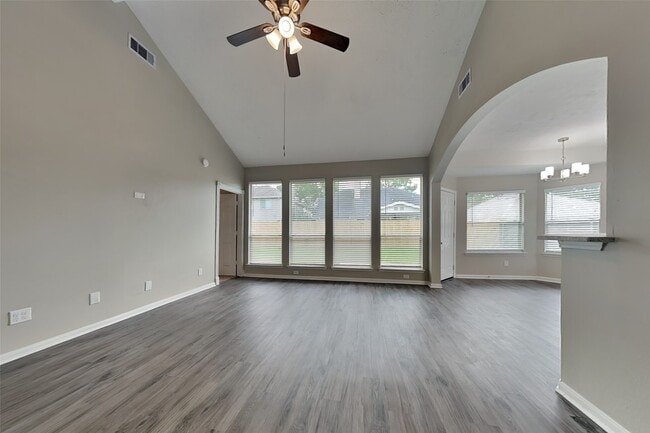 Building Photo - 17003 Fairway Glen Ln