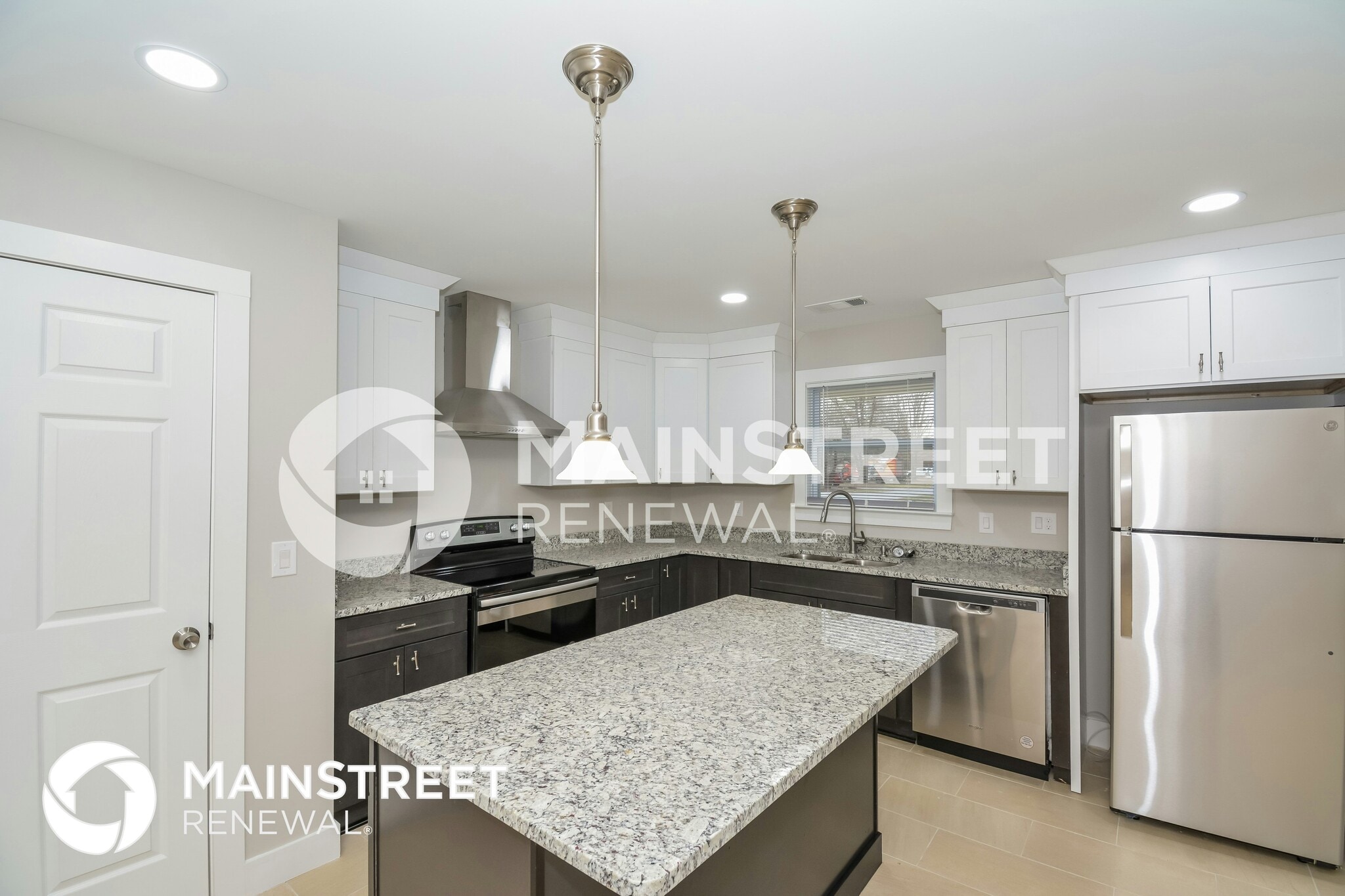 Building Photo - 115 Green Meadow Dr