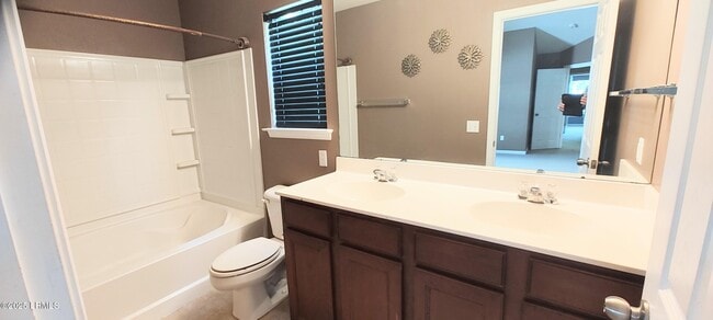 Building Photo - 17 Harbison Pl