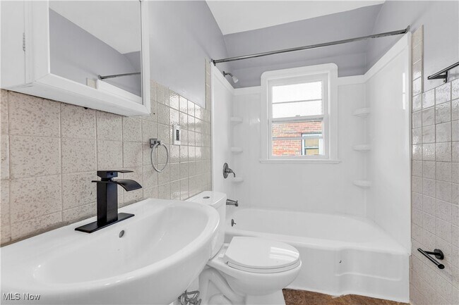 Building Photo - 6151 Wareham Dr