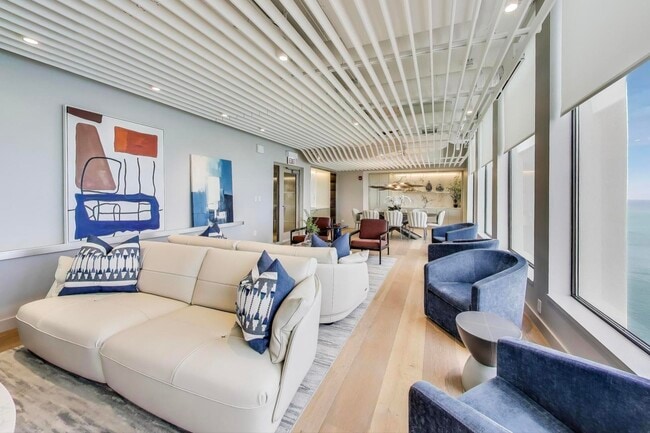 Building Photo - 1110 N Lake Shore Dr