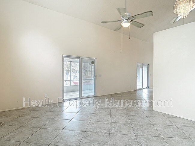 Building Photo - 13918 Raie Ave
