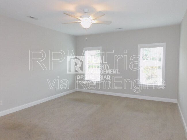 Building Photo - 6826 Magnolia Pk Ct