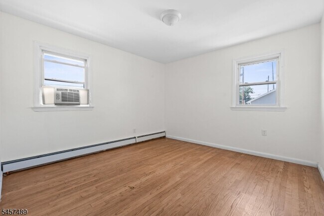 Building Photo - 1134 Rivington St