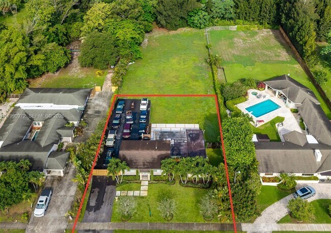 Building Photo - 217 E Acre Dr