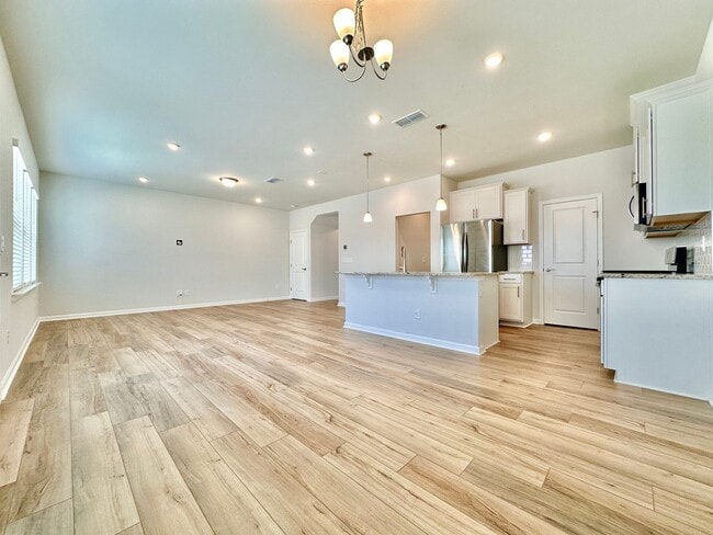 Building Photo - Spacious 3BD Townhome in Solana | 2-Car Garage | Pool, Gym & More