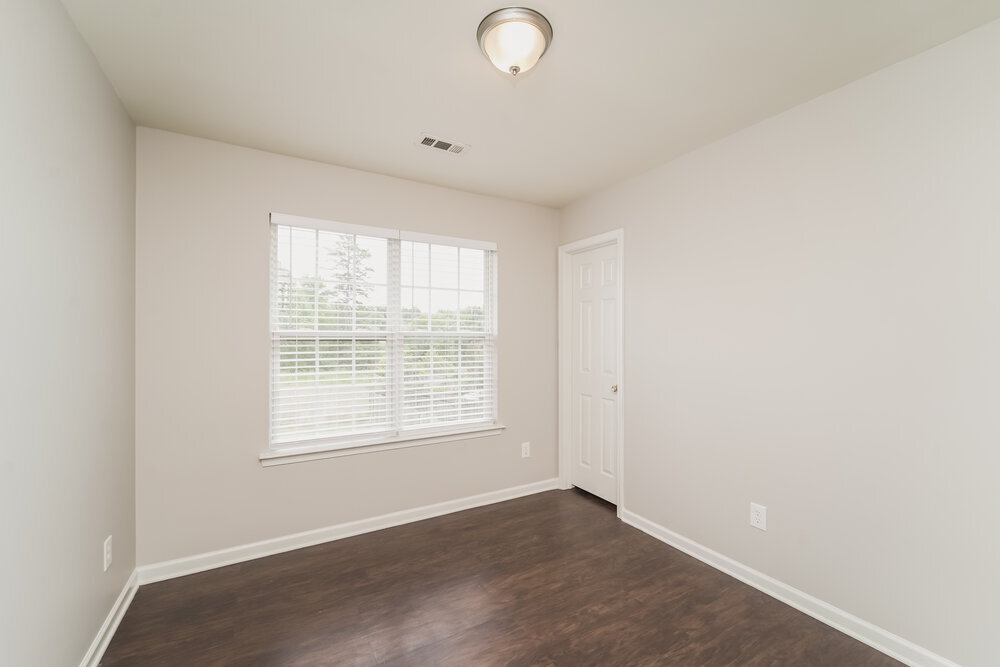 Building Photo - 5713 Henderson Oaks Dr