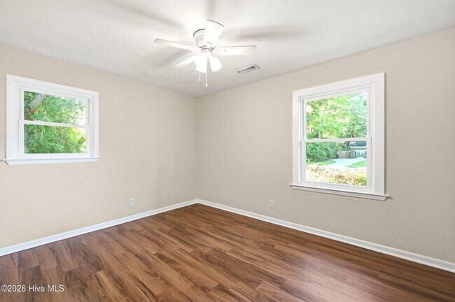 Building Photo - 130 Mohican Trail