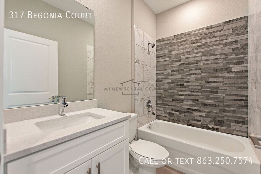 Building Photo - 317 Begonia Ct