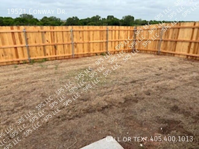 Building Photo - 19521 Conway Dr