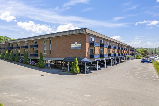 Building Photo - 131 Lake St