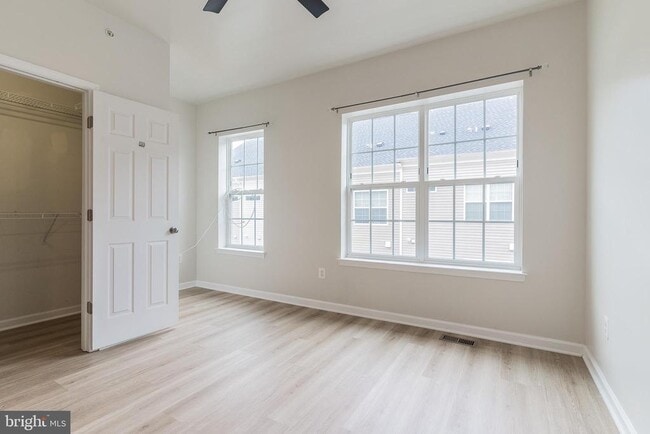 Building Photo - 7173 Brick Kiln Cir