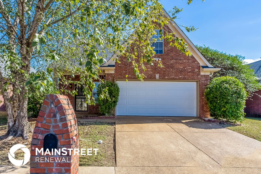 Primary Photo - 7077 Millers Glen Way