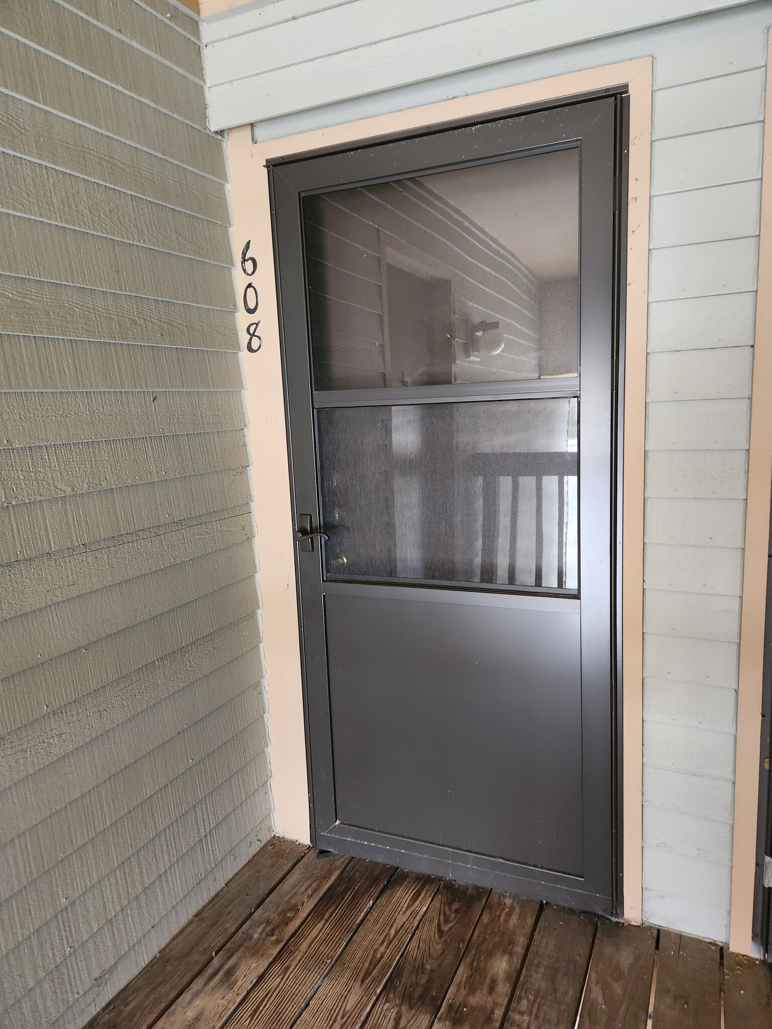 Building Photo - 608 Woodhollow Dr