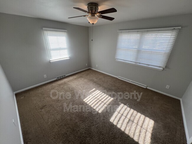 Building Photo - 1236 Wilshire Ave