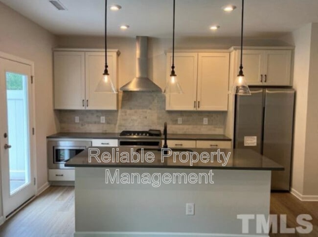 Building Photo - 3311 Oak Pass Dr