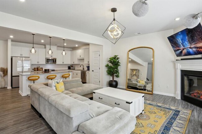 Building Photo - 375 Crider Ct