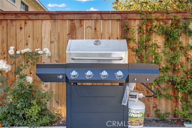 Building Photo - 1591 Pegasus St