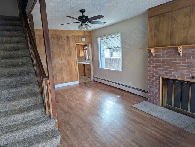 Building Photo - 2 Harding Ct