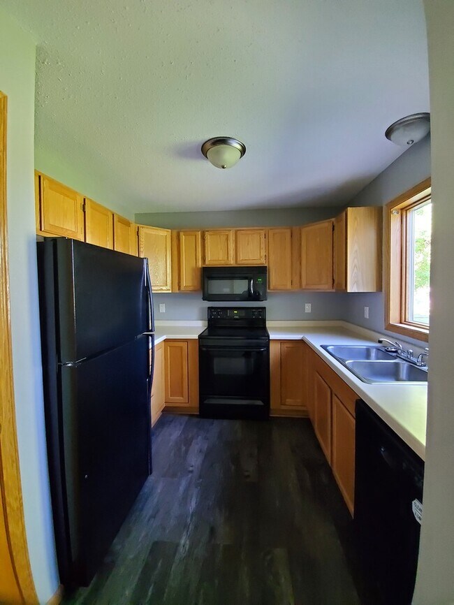 Building Photo - 5017 W Elm Ct
