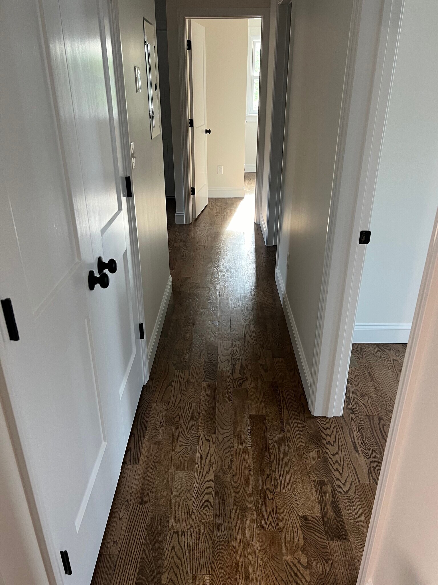 Building Photo - 470 Howard Ave