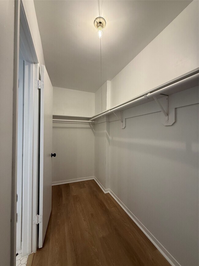 Building Photo - 3206 Cascade Creek Dr