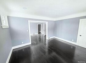 Building Photo - 2676 Sturtevant St