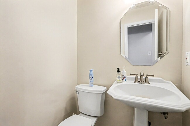 Building Photo - Welcome Home!