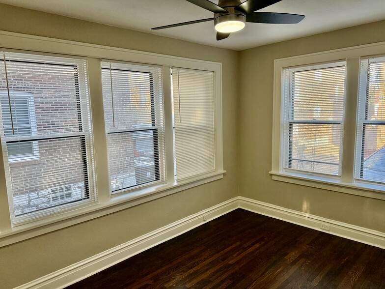 Bedroom - 7119 Amherst Ave