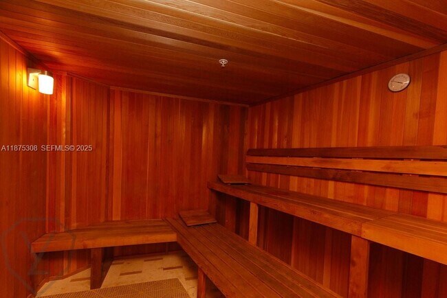 Building Photo - 41 SE 5th St