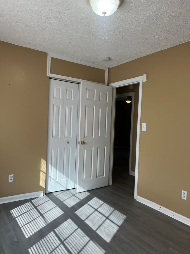 Building Photo - 848 Catalina Dr