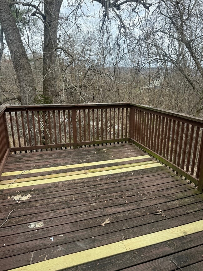 Building Photo - 250 Seneca St