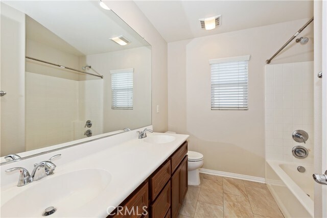 Building Photo - 14562 Rochester Ave