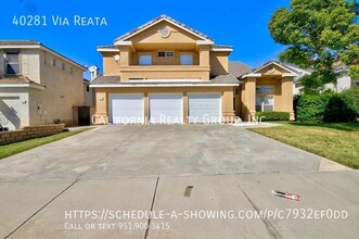 Building Photo - 40281 Vía Reata