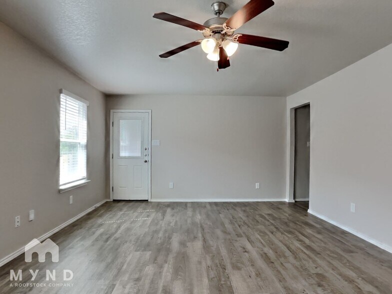 Building Photo - 3943 Turning Pine Edge