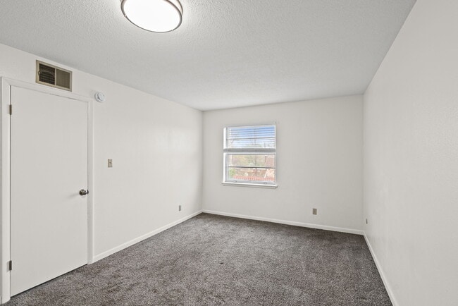 Floorplan - FAIRLAWN FLATS