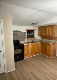 Building Photo - Bryson Mobile Home