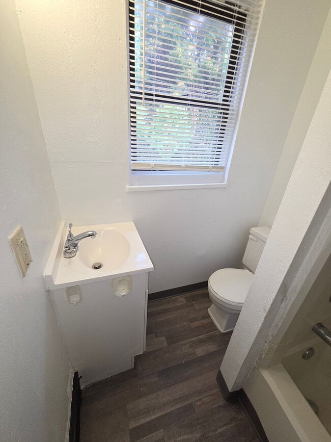 Interior Photo - Jancey St Townhomes