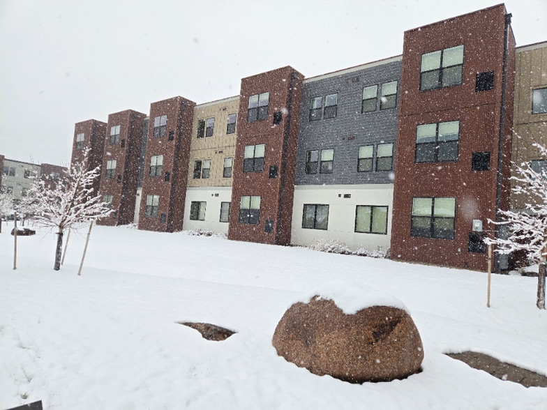 Building Photo - 1275 Escalante Dr