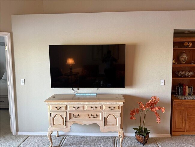 Building Photo - 5251 Mahogany Run Ave