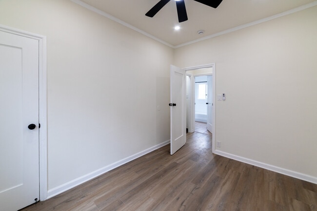 Building Photo - 211 N Berendo St