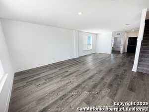 Building Photo - 3004 Trumpet Vine