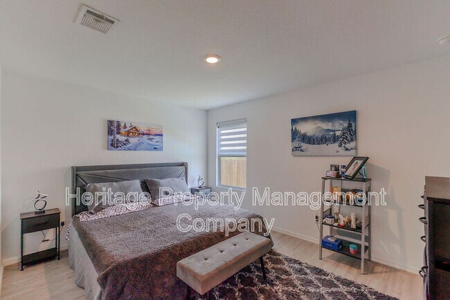 Building Photo - 10502 Torroja Wy